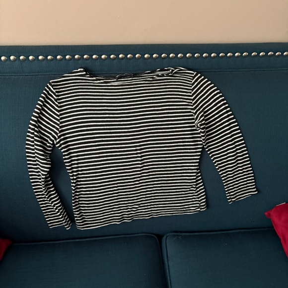 Brandy Melville striped shirt - Picture 3 of 5